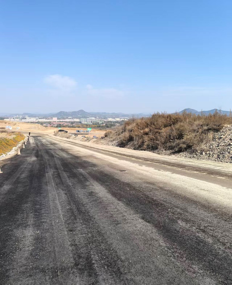 中材矿山重载道路柔性结膜技术应用 / Sinoma heavy-duty road flexible film-forming application